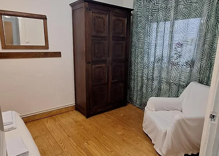 S17-alojamiento Con Encanto Antiguo En El Centro De