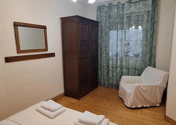 S17-alojamiento Con Encanto Antiguo En El Centro De * Сантандер