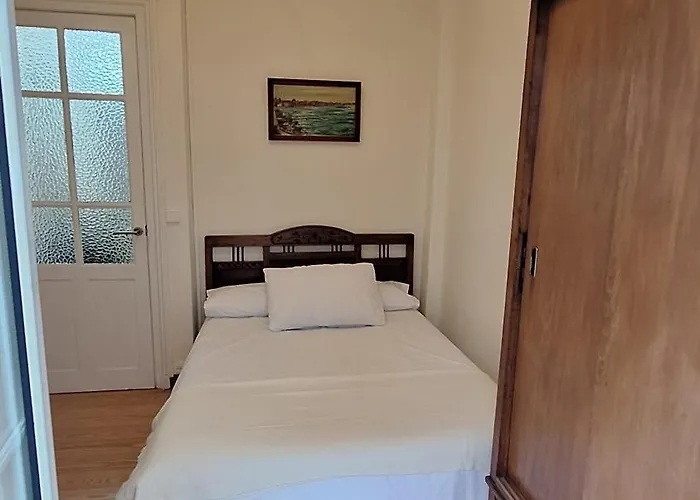 S17-alojamiento Con Encanto Antiguo En El Centro De סנטנדר